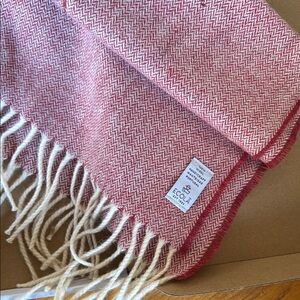 100% wool scarf made in Portugal